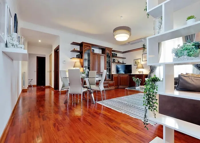 Colosseo Sunset Apartment *