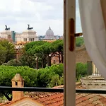 Colosseo Sunset Daire Roma