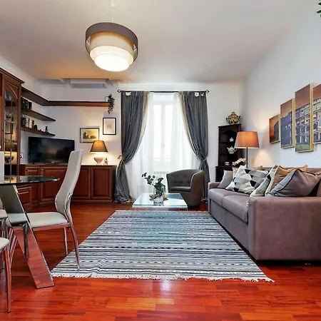 Colosseo Sunset Apartment